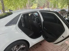 2023 Hyundai Elantra 1.5L CVT GLX Elite, белый — фото 13