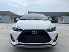 2022 Toyota Yaris L Zhixuan X 1.5L CVT Luxury Plus, белый — фото 2