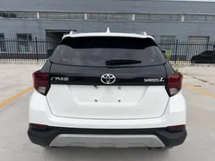 2022 Toyota Yaris L Zhixuan X 1.5L CVT Luxury Plus, белый — фото 5