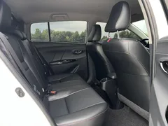 2022 Toyota Yaris L Zhixuan X 1.5L CVT Luxury Plus, белый — фото 10