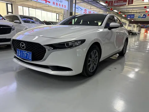 2022 Mazda Mazda3 2.0L AT