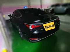 2022 Lexus ES 200 Excellence, чёрный — фото 4