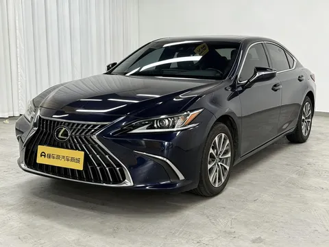 2022 Lexus ES 200 Excellence