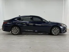 2022 Lexus ES 200 Excellence, синий — фото 7