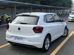 2021 Volkswagen Polo Plus 1.5L AT Panoramic, белый — фото 3
