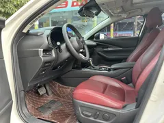 2022 Mazda CX-30 2.0L AT, белый — фото 5