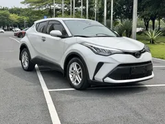 2021 Toyota C-HR 2.0L Comfort, белый — фото 3