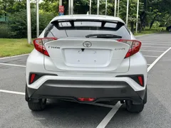 2021 Toyota C-HR 2.0L Comfort, белый — фото 6