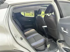 2021 Toyota C-HR 2.0L Comfort, белый — фото 16