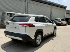 2023 Toyota Corolla Cross 2.0L CVT Elite, белый — фото 13