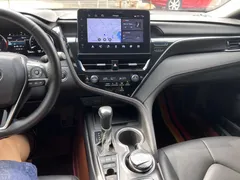 2023 Toyota Camry 2.5G Luxury, чёрный — фото 6