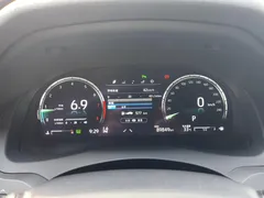 2023 Toyota Camry 2.5G Luxury, чёрный — фото 8