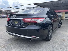 2023 Toyota Camry 2.5G Luxury, чёрный — фото 11