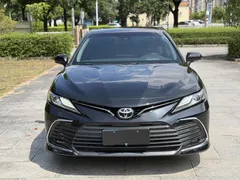 2021 Toyota Camry 2.5G Luxury, чёрный — фото 2