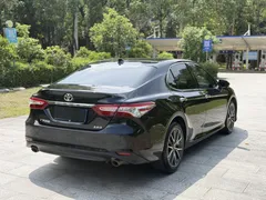 2021 Toyota Camry 2.5G Luxury, чёрный — фото 4