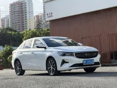 2022 Geely Emgrand 4th Gen 1.5L CVT Premium, белый — фото 4