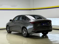 2022 Geely Emgrand 4th Gen 1.5L CVT Premium — фото 4