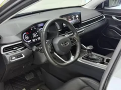 2022 Geely Emgrand 4th Gen 1.5L CVT Premium — фото 5