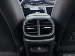 2022 Hyundai Elantra 1.5L CVT LUX Premium, белый — фото 10