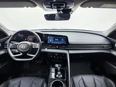 2022 Hyundai Elantra 1.5L CVT LUX Premium, белый — фото 11