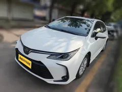 2021 Toyota Corolla 1.5L CVT Elite, белый — фото 1