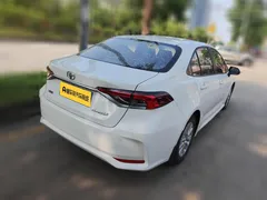 2021 Toyota Corolla 1.5L CVT Elite, белый — фото 2