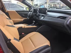 2022 Lexus ES 200 Excellence, красный — фото 5