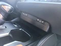 2022 Lexus ES 200 Excellence, красный — фото 11