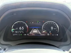 2023 Toyota Camry 2.5G Luxury, белый — фото 10