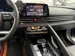 2023 Hyundai Elantra 1.5L CVT GLX Elite, зелёный — фото 12