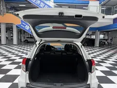 2022 Honda Vezel 1.5L CVT Pioneer, белый — фото 15