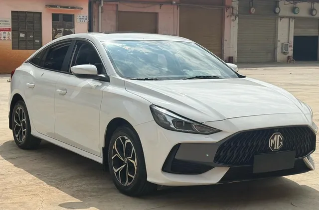 2023 MG MG5 180DVVT CVT Youth Fashion