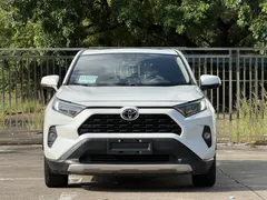 2022 Toyota RAV4 2.0L CVT 2WD Fashion Plus, белый — фото 2