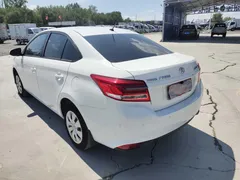 2021 Toyota Yaris L Zhixuan 1.5L CVT, белый — фото 4