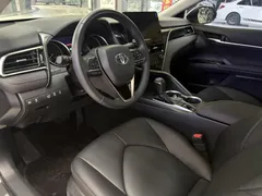 2023 Toyota Camry 2.0G Luxury, белый — фото 5
