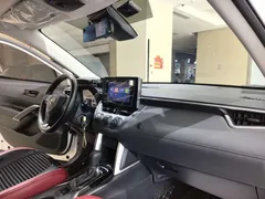 2023 Toyota Corolla Cross 2.0L CVT Pioneer, белый — фото 13