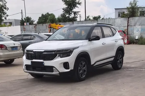 2023 Kia Seltos 1.5L IVT Luxury