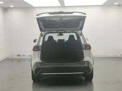 2022 Toyota Wildlander 2.0L 2WD Luxury Plus, белый — фото 15