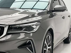 2022 Geely Emgrand 4th Gen 1.5L CVT Flagship — фото 10