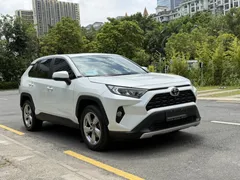 2022 Toyota RAV4 2.0L CVT 2WD Fashion Plus, белый — фото 2