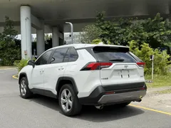 2022 Toyota RAV4 2.0L CVT 2WD Fashion Plus, белый — фото 9