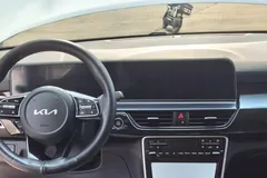 2023 Kia Seltos 1.5L IVT Premium, белый — фото 10