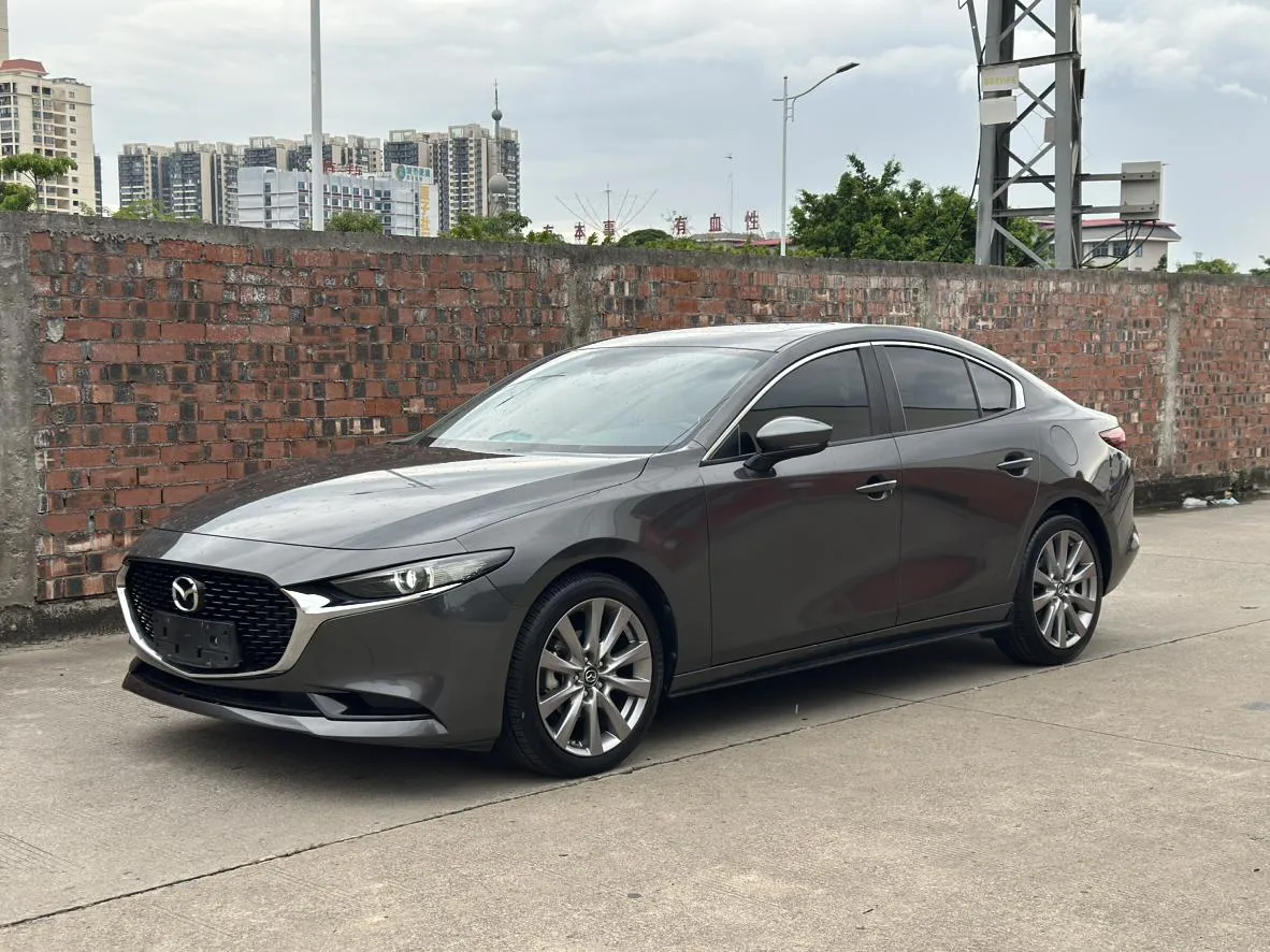 2021 Mazda Mazda3 2.0L AT