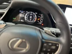 2022 Lexus ES 200 Excellence — фото 8