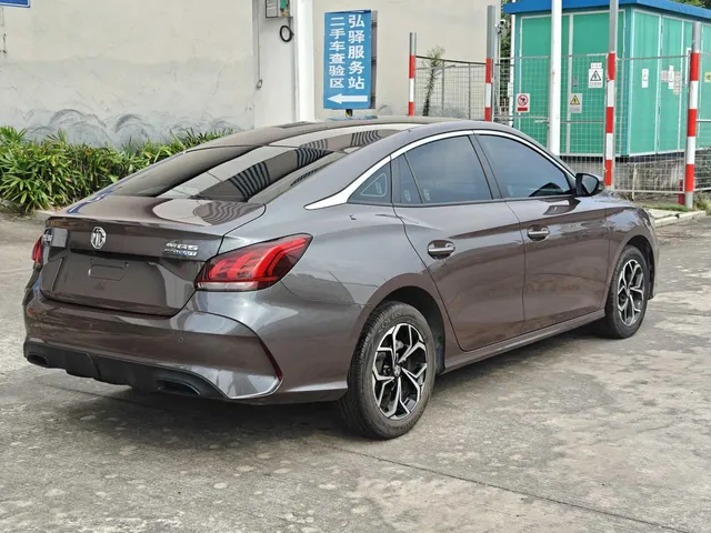 2023 MG MG5 180DVVT MT Fashion
