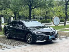2023 Toyota Camry 2.0S Fashion, чёрный — фото 2