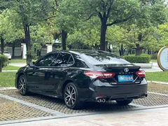 2023 Toyota Camry 2.0S Fashion, чёрный — фото 3