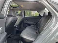 2021 Hyundai Elantra 1.5L CVT LUX Premium — фото 6