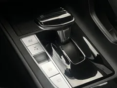 2021 Hyundai Elantra 1.5L CVT LUX Premium — фото 13