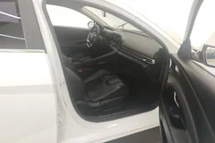 2022 Hyundai Elantra 1.5L CVT GLX Elite, белый — фото 6